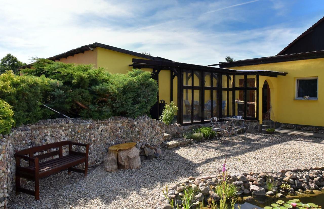 Ferienhaus "Am Gutspark" Alt Tucheband Exterior foto